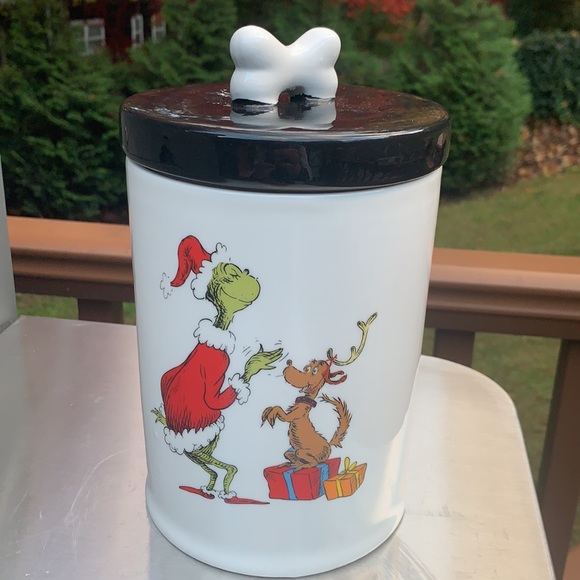 New the Grinch and Max Christmas inspired dog treat canister - Picture 6 of 10